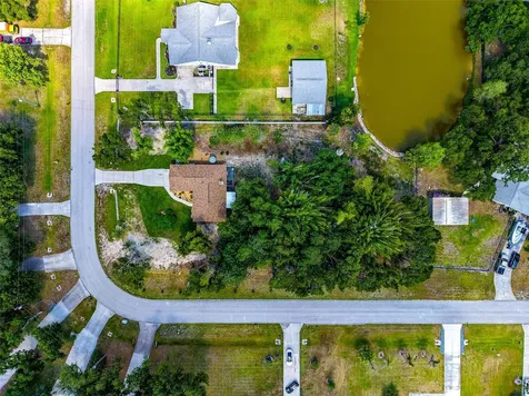 6104 26th Avenue E Bradenton FL 34208