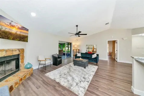 6104 26th Avenue E Bradenton FL 34208