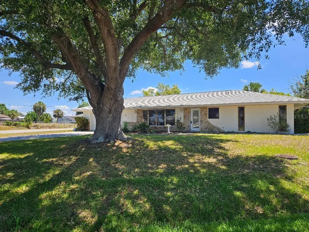 355 Spring Lake Boulevard NW Port Charlotte FL 33952