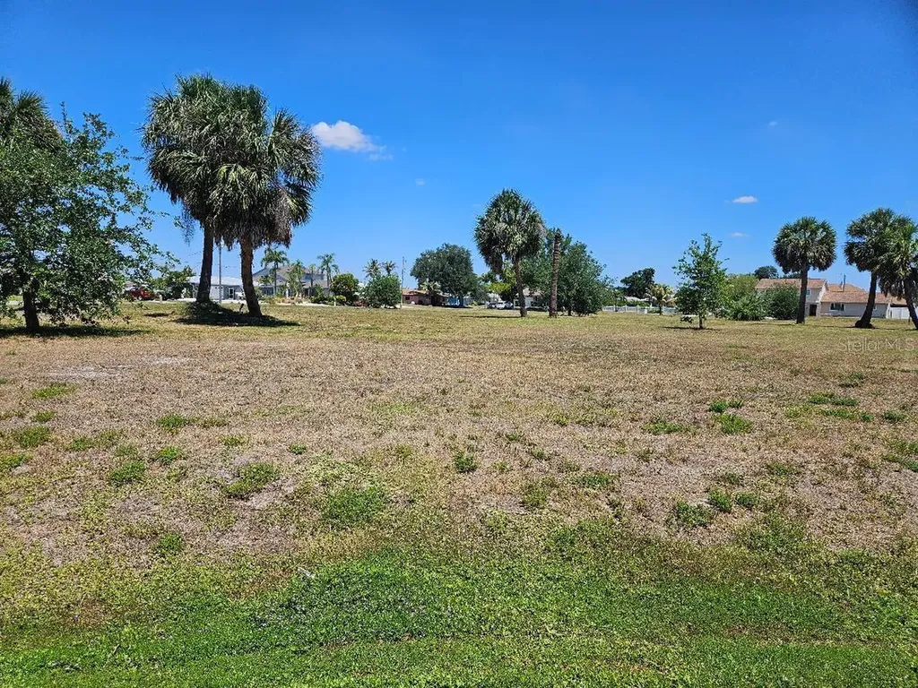 355 Spring Lake Boulevard NW Port Charlotte FL 33952