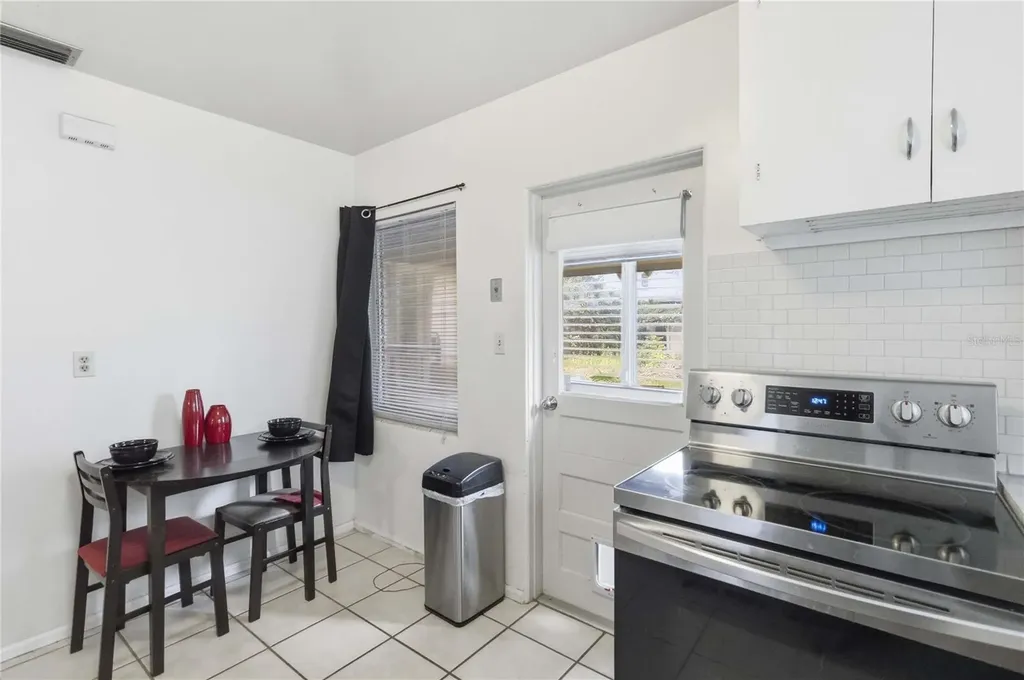 1906 Mae Street Orlando FL 32806