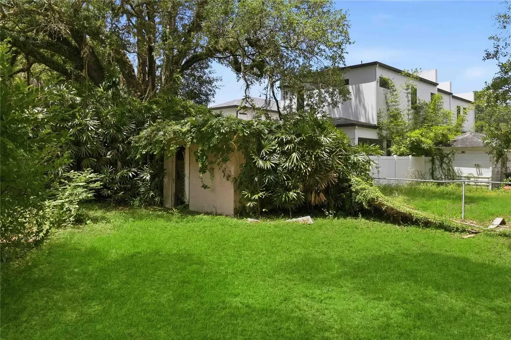 1906 Mae Street Orlando FL 32806