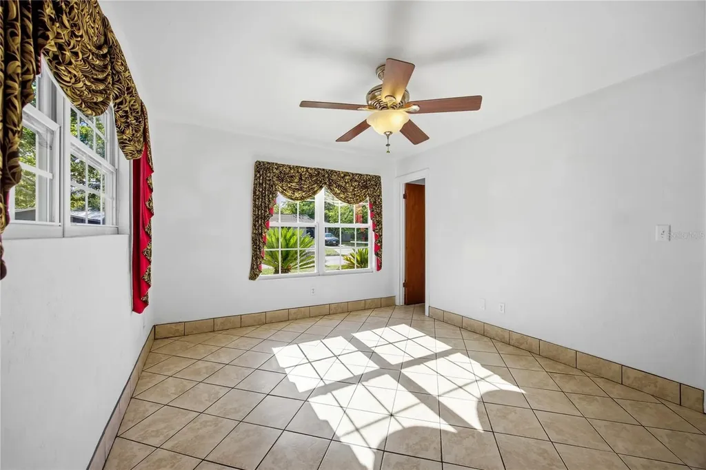 6517 NW 27th Street Gainesville FL 32653