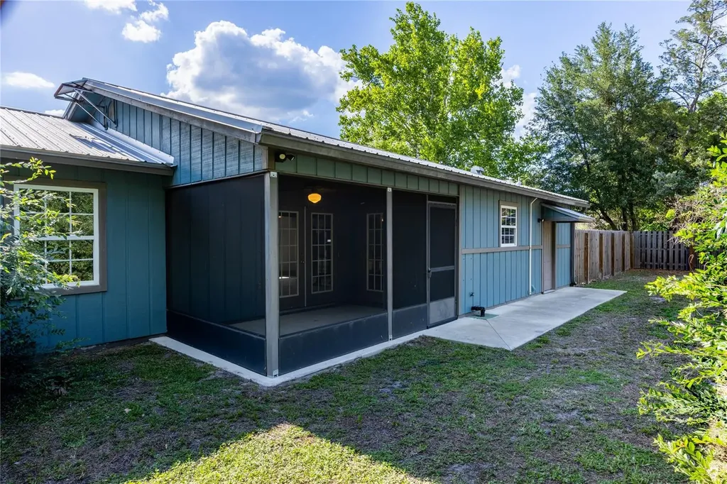 6517 NW 27th Street Gainesville FL 32653