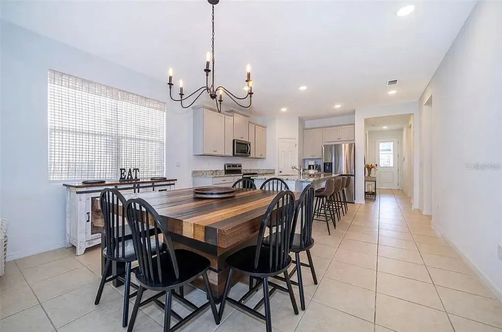 2514 Volunteer Avenue Kissimmee FL 34744