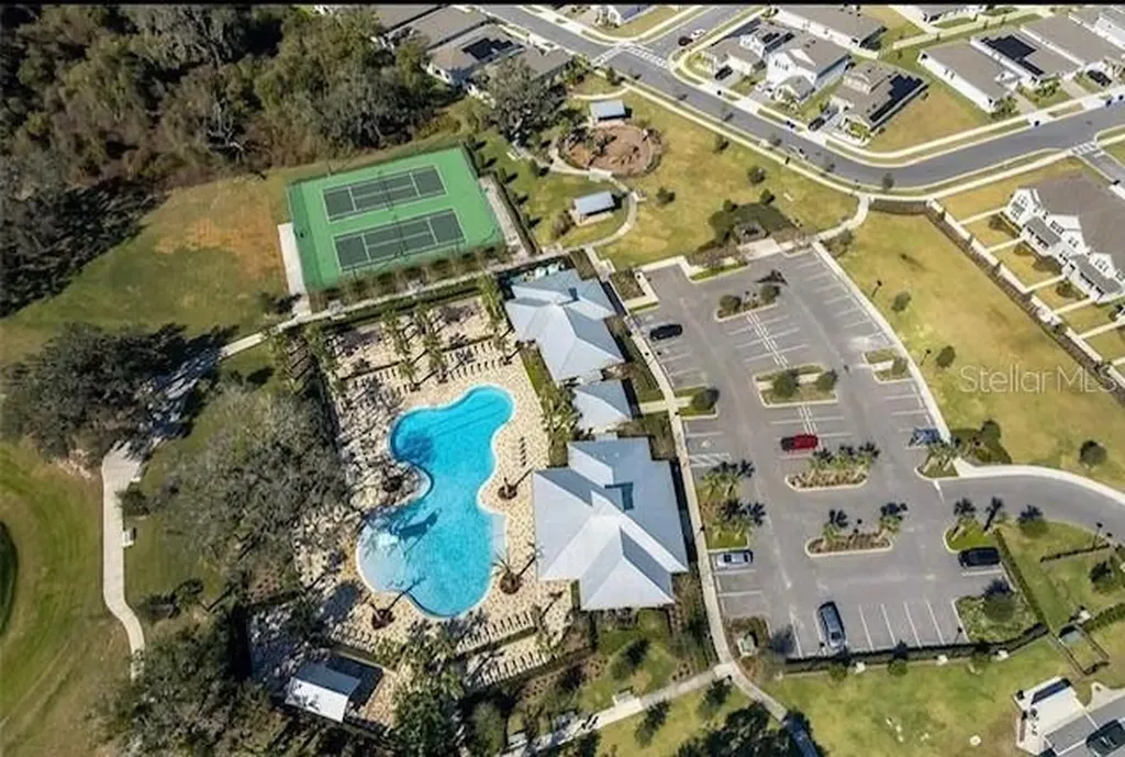 2514 Volunteer Avenue Kissimmee FL 34744