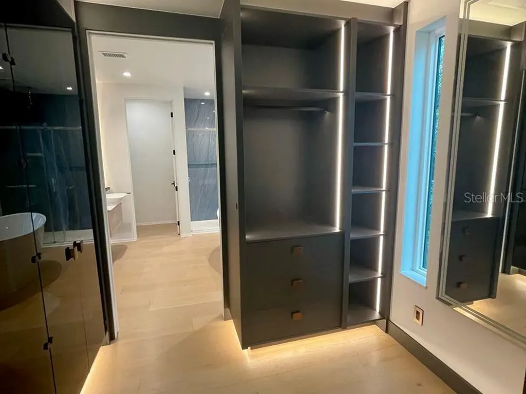 2945 Pyrula Drive Longboat Key FL 34228