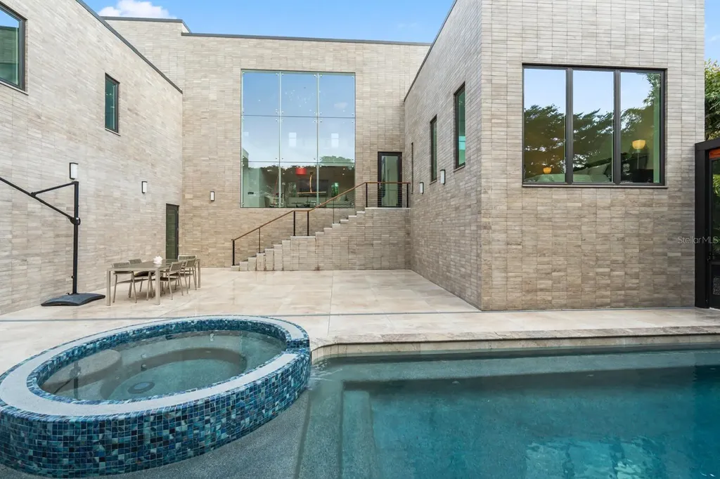 2945 Pyrula Drive Longboat Key FL 34228