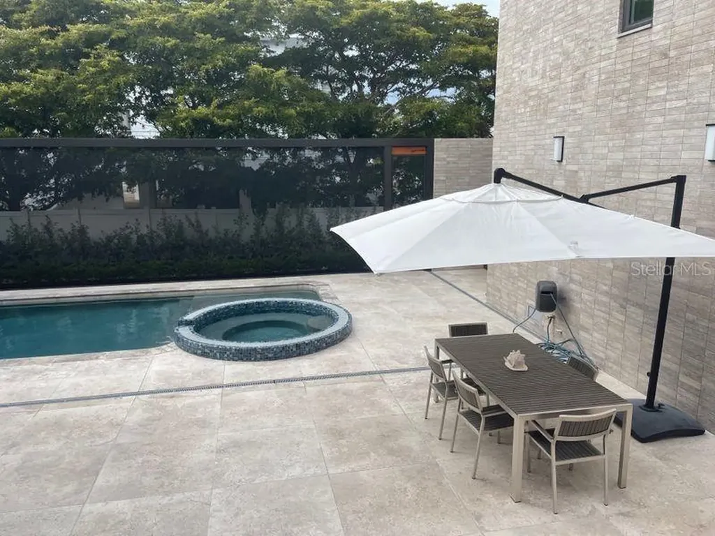 2945 Pyrula Drive Longboat Key FL 34228