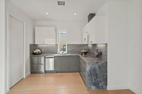 2945 Pyrula Drive Longboat Key FL 34228