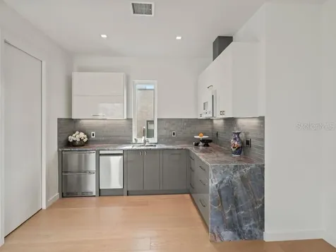 2945 Pyrula Drive Longboat Key FL 34228