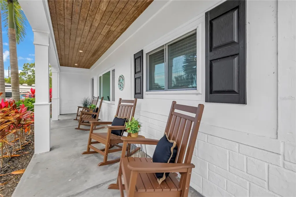 10819 Seminole Drive N St Petersburg FL 33708