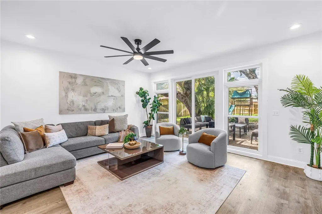 10819 Seminole Drive N St Petersburg FL 33708