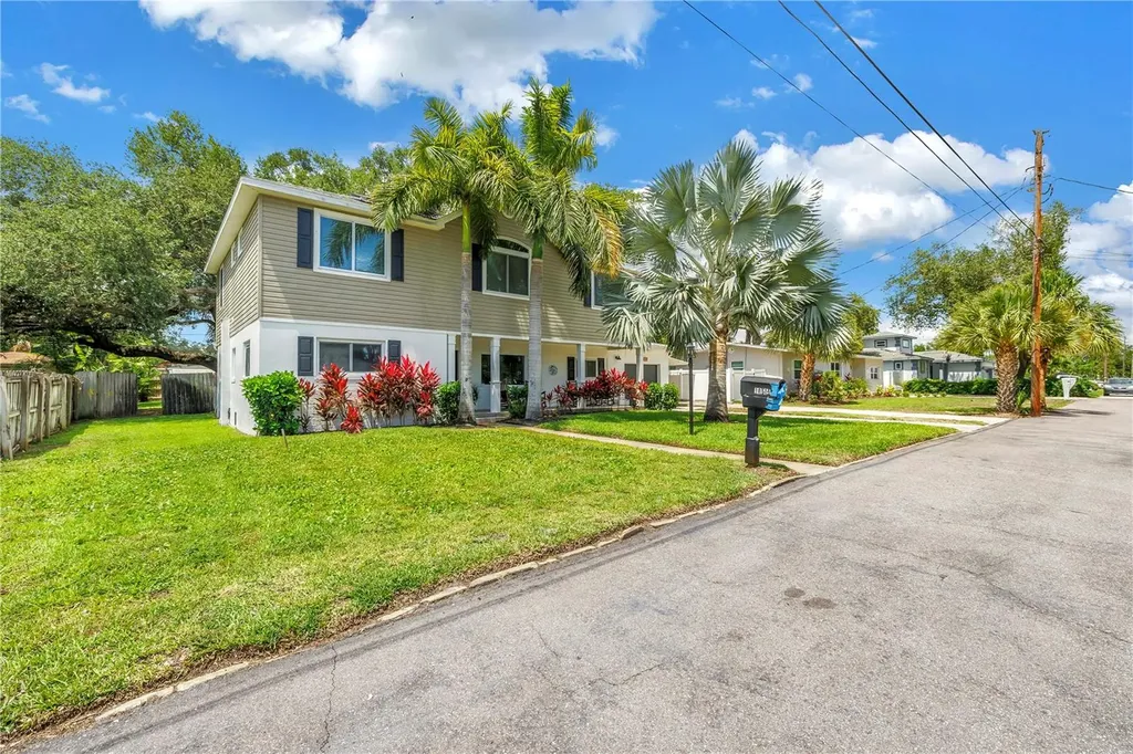 10819 Seminole Drive N St Petersburg FL 33708