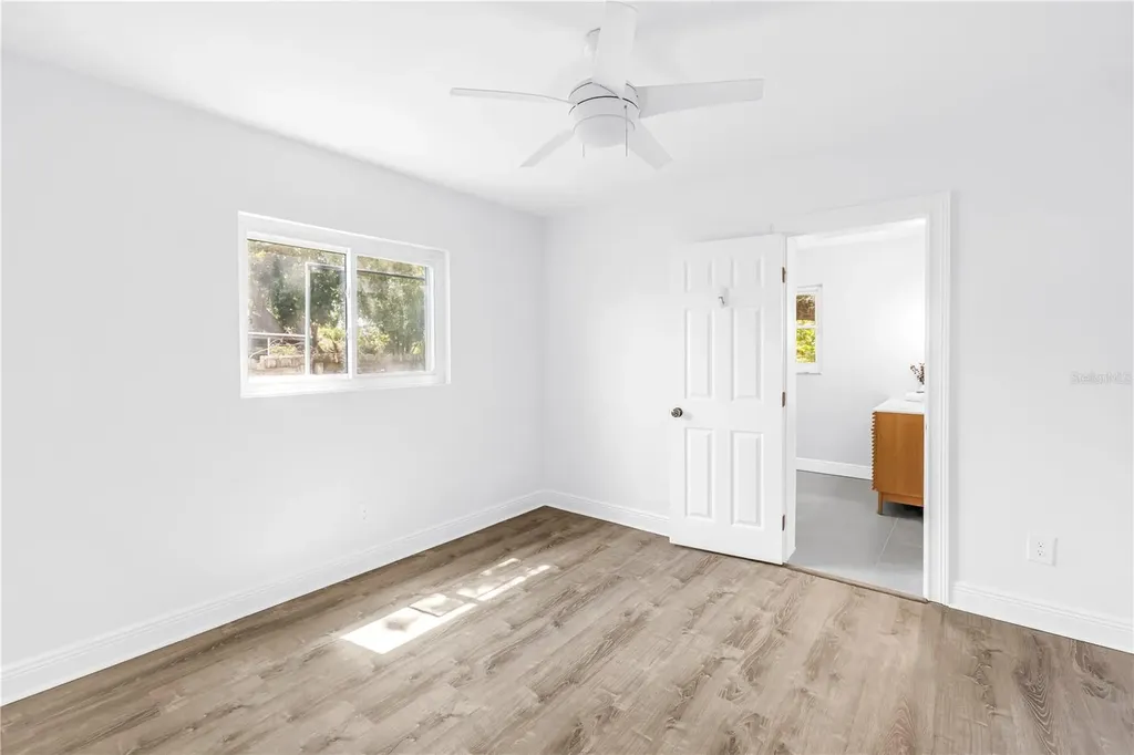 10819 Seminole Drive N St Petersburg FL 33708