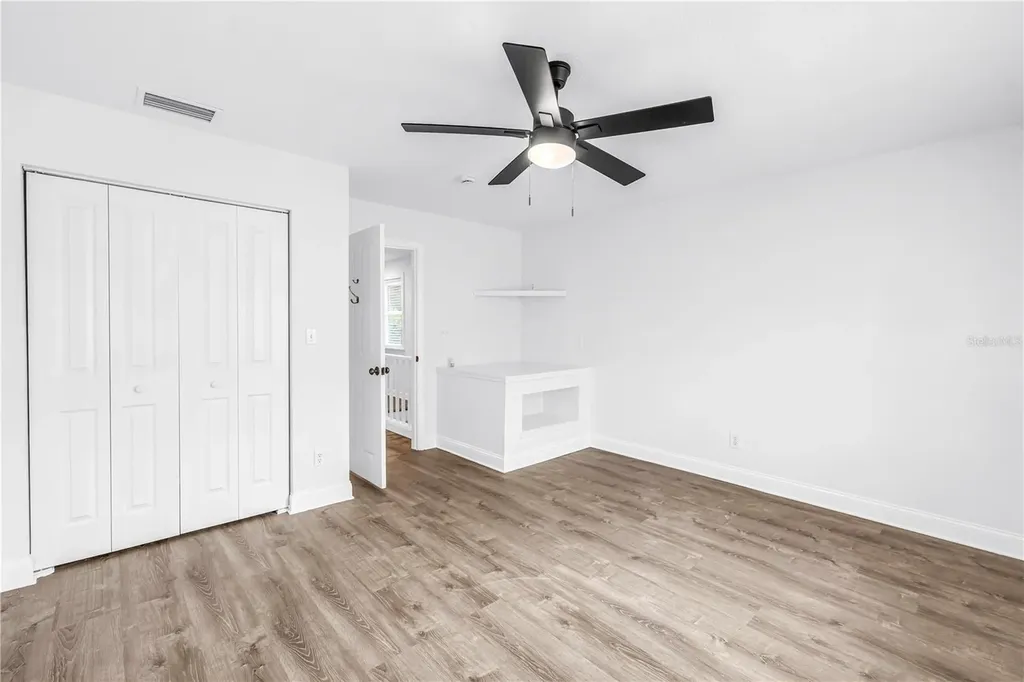 10819 Seminole Drive N St Petersburg FL 33708