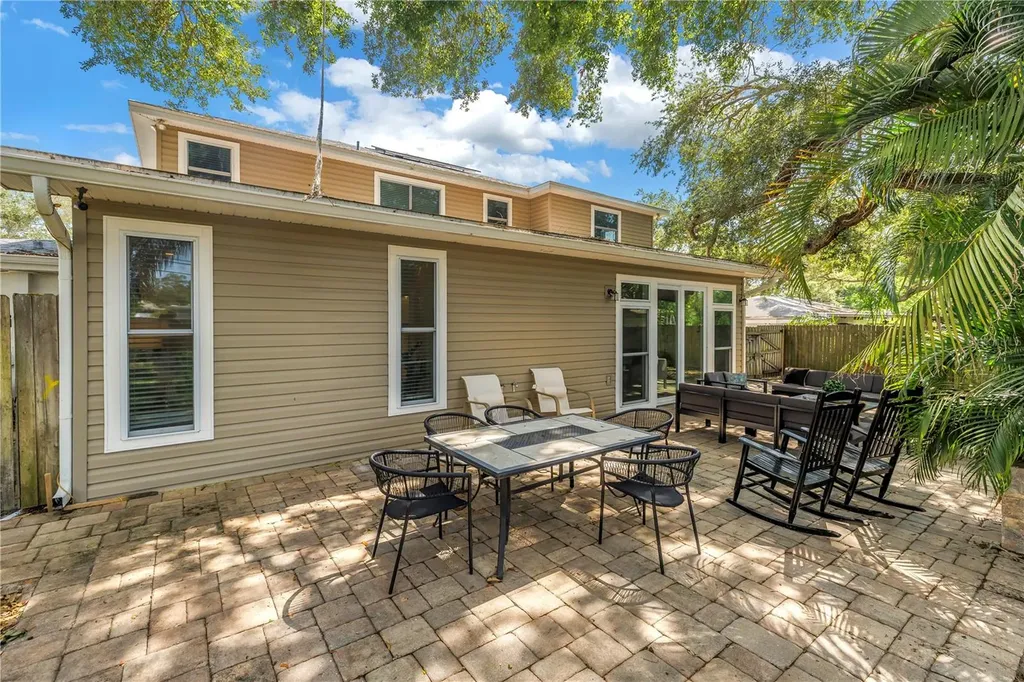 10819 Seminole Drive N St Petersburg FL 33708