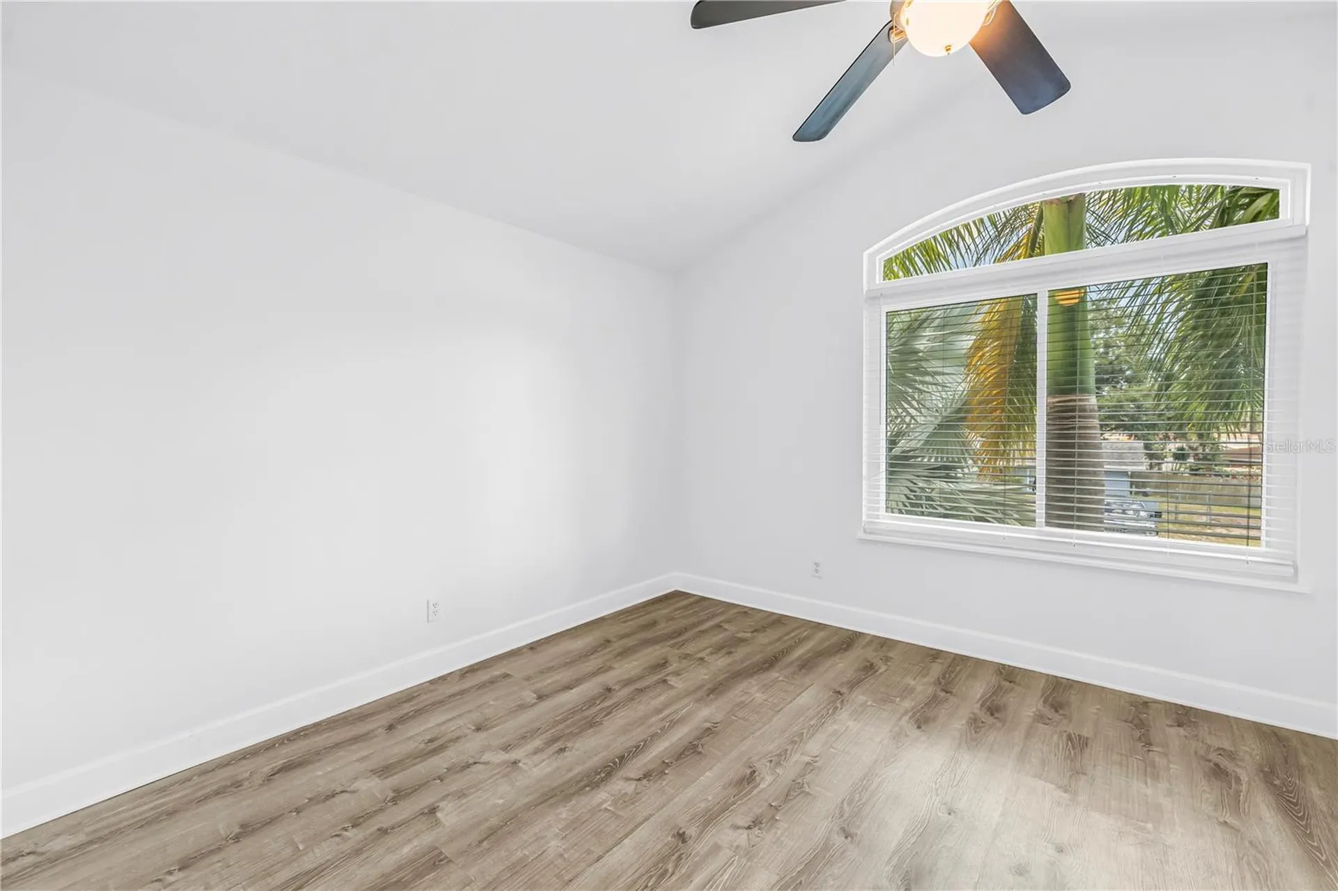 10819 Seminole Drive N St Petersburg FL 33708
