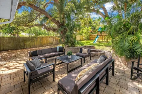10819 Seminole Drive N St Petersburg FL 33708