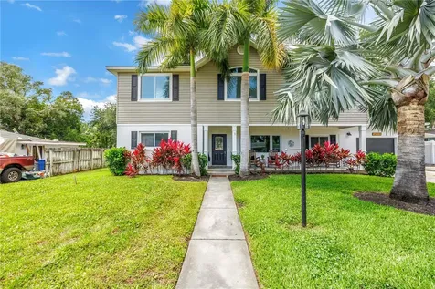 10819 Seminole Drive N St Petersburg FL 33708