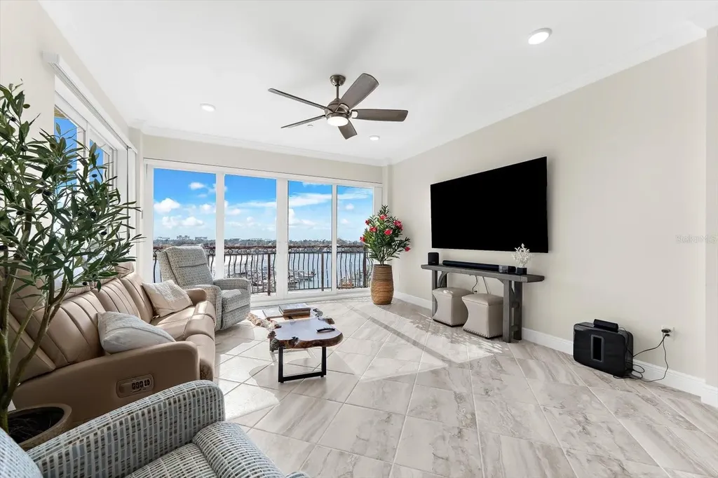 507 Tamiami Trail N Venice FL 34285
