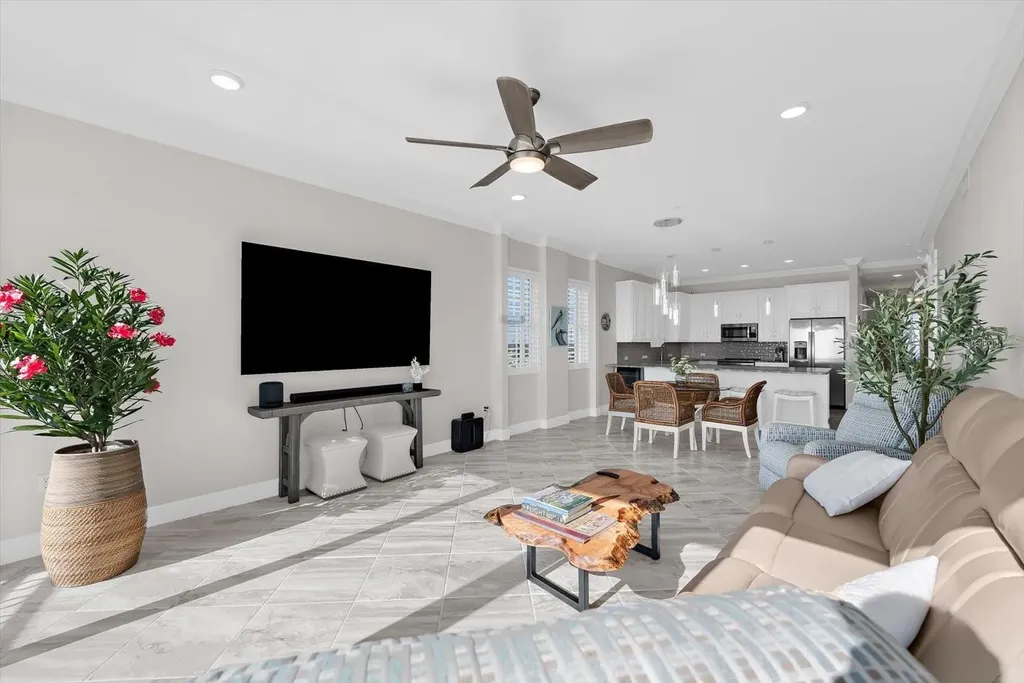 507 Tamiami Trail N Venice FL 34285