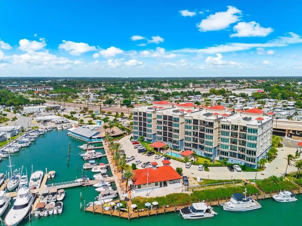 507 Tamiami Trail N Venice FL 34285