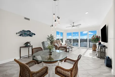 507 Tamiami Trail N Venice FL 34285