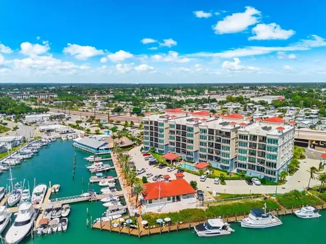 507 Tamiami Trail N Venice FL 34285