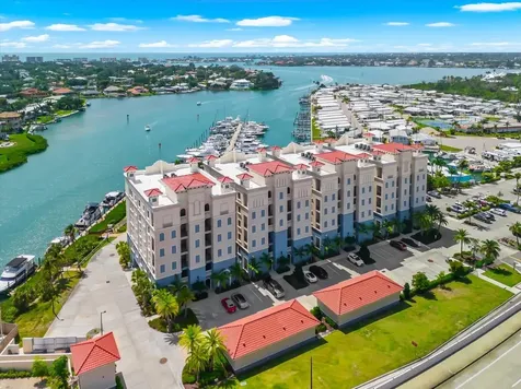 507 Tamiami Trail N Venice FL 34285