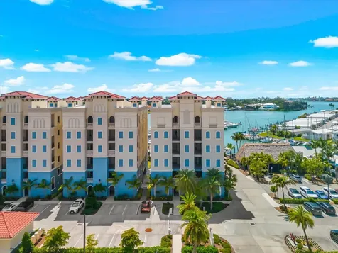507 Tamiami Trail N Venice FL 34285