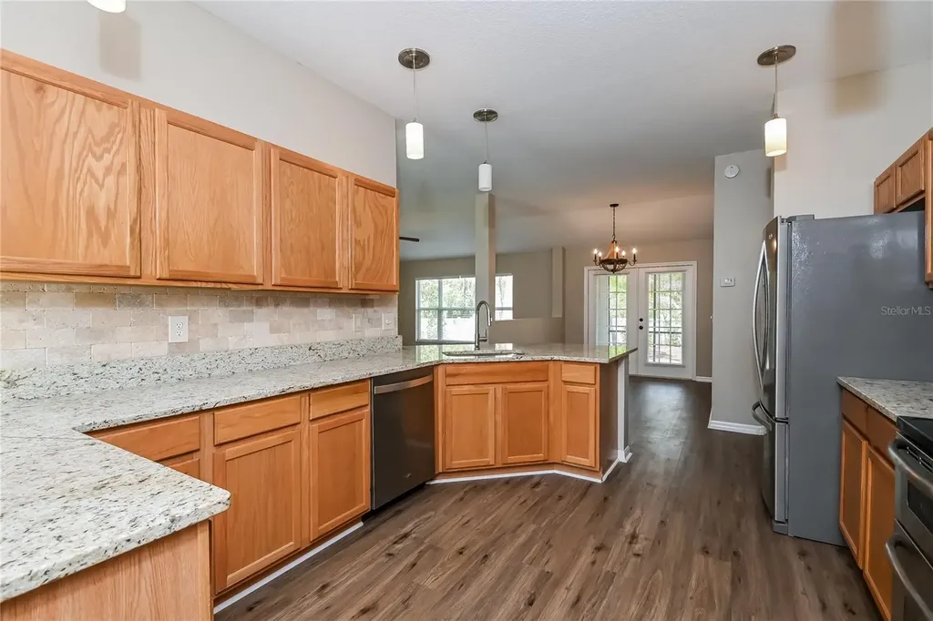 2221 Mountain Meadow Way Valrico FL 33594