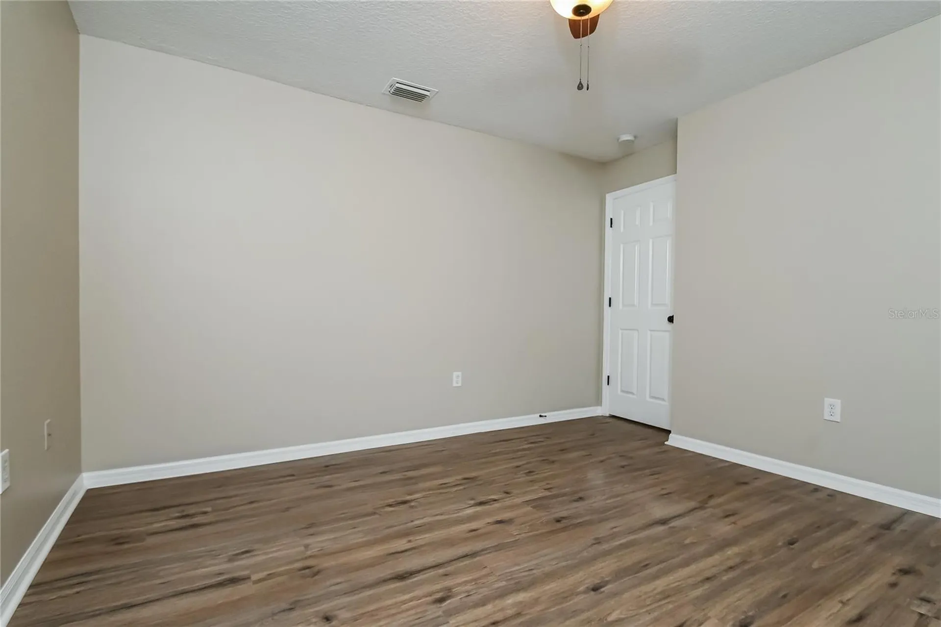 2221 Mountain Meadow Way Valrico FL 33594