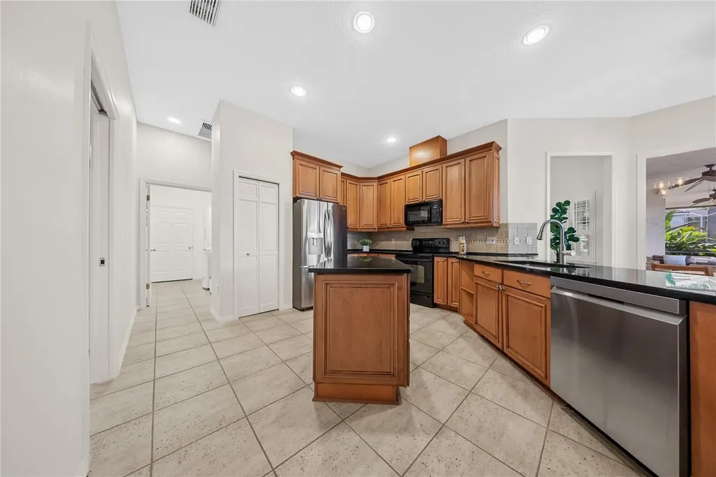 2016 Whitfield Lane Orlando FL 32835