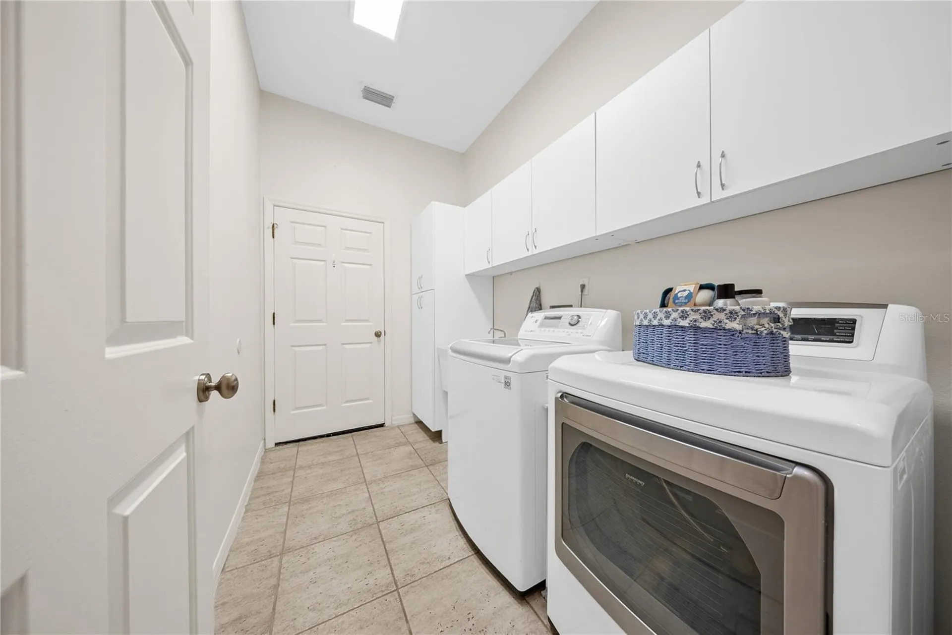 2016 Whitfield Lane Orlando FL 32835