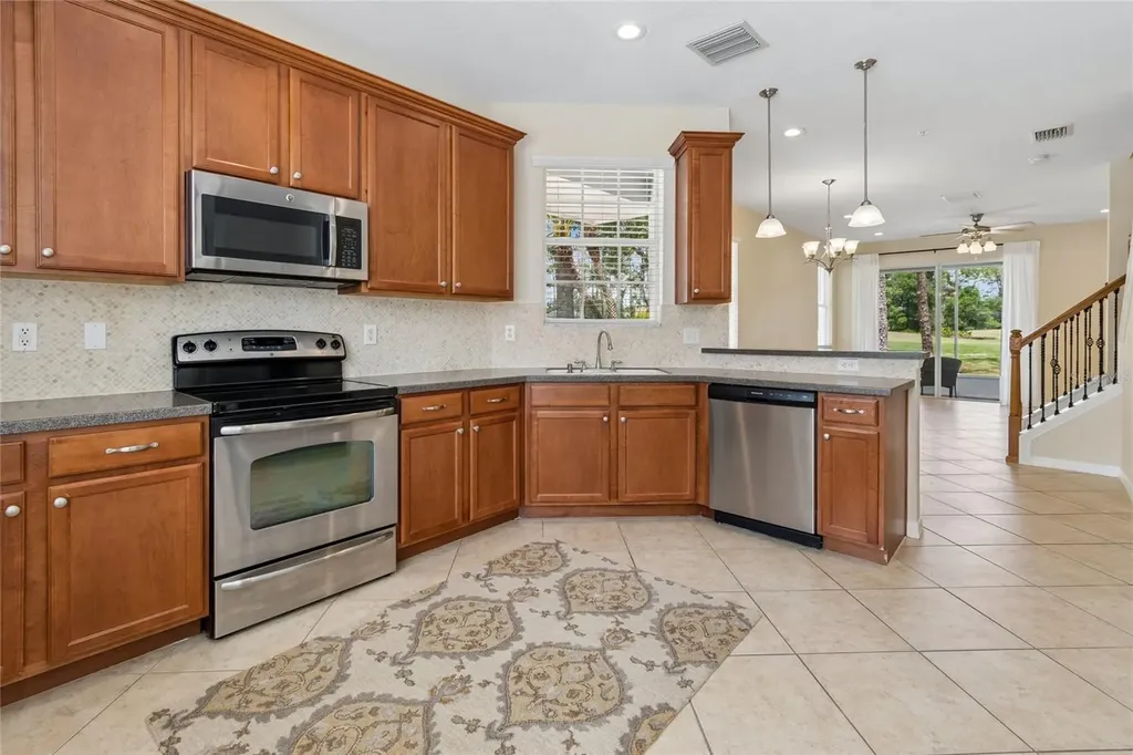 34821 Turnbury Court Zephyrhills FL 33541