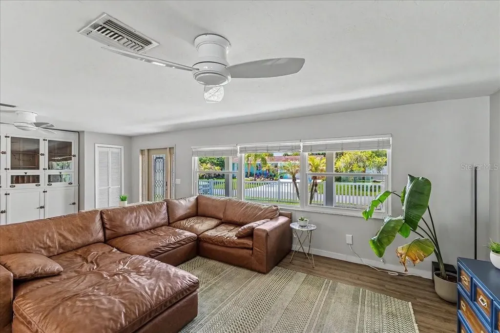 133 Parkwood Lane Edgewater FL 32132