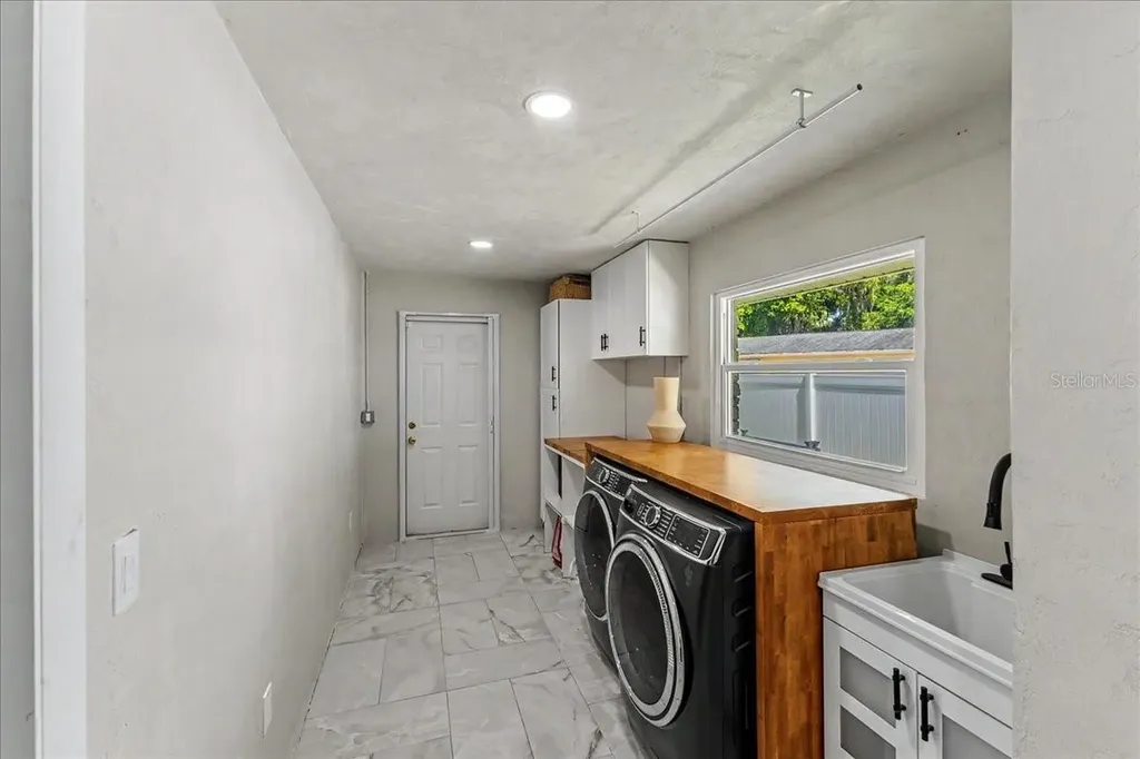 133 Parkwood Lane Edgewater FL 32132