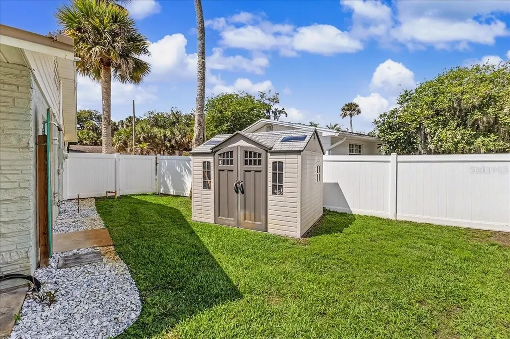 133 Parkwood Lane Edgewater FL 32132