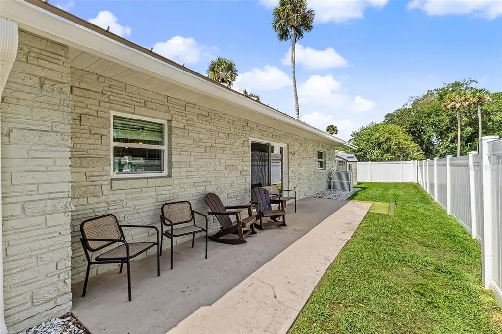 133 Parkwood Lane Edgewater FL 32132