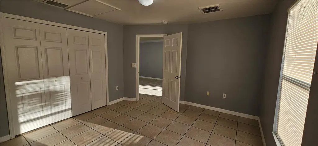 401 SE 24th Avenue Cape Coral FL 33990