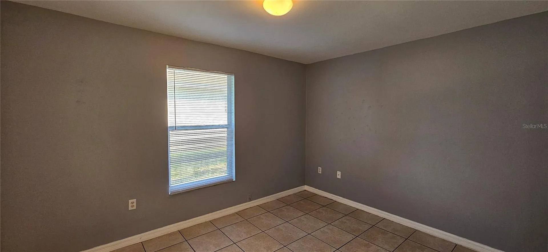 401 SE 24th Avenue Cape Coral FL 33990