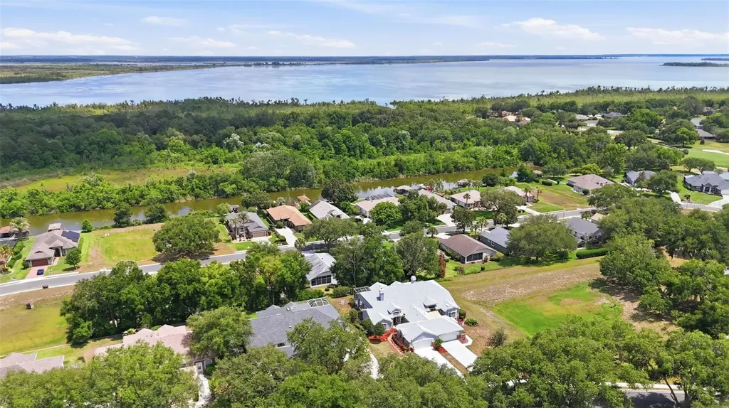 6144 Topsail Road Lady Lake FL 32159