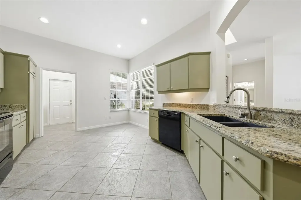 6144 Topsail Road Lady Lake FL 32159