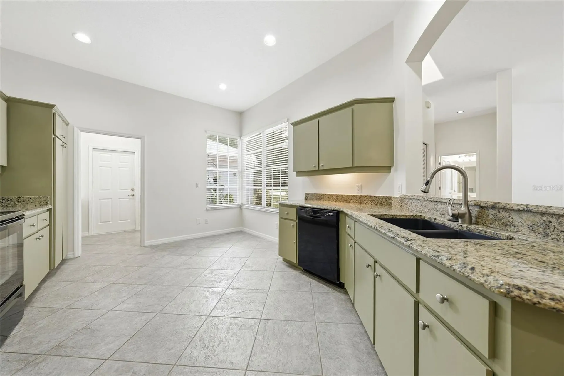 6144 Topsail Road Lady Lake FL 32159