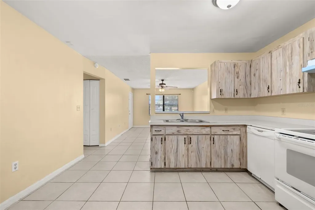 352 Cocoa Court Kissimmee FL 34758