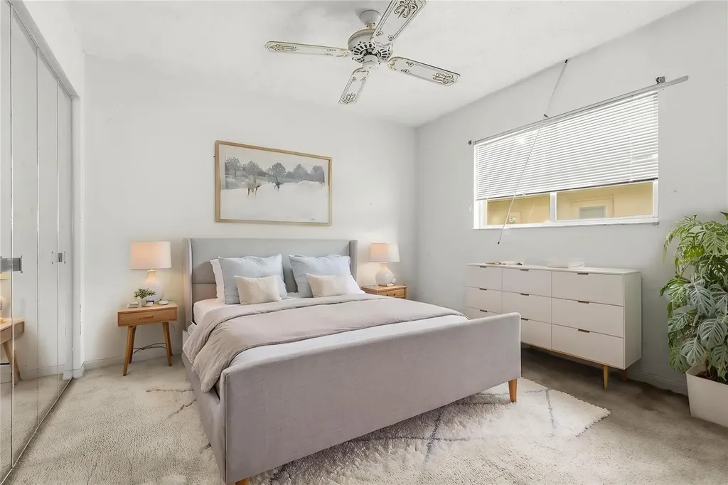 6909 9th Court E Sarasota FL 34243