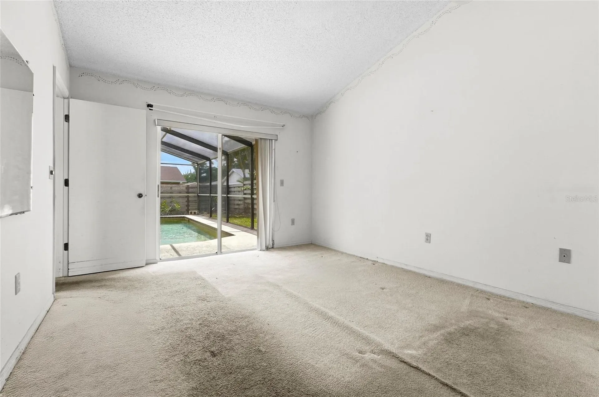6909 9th Court E Sarasota FL 34243