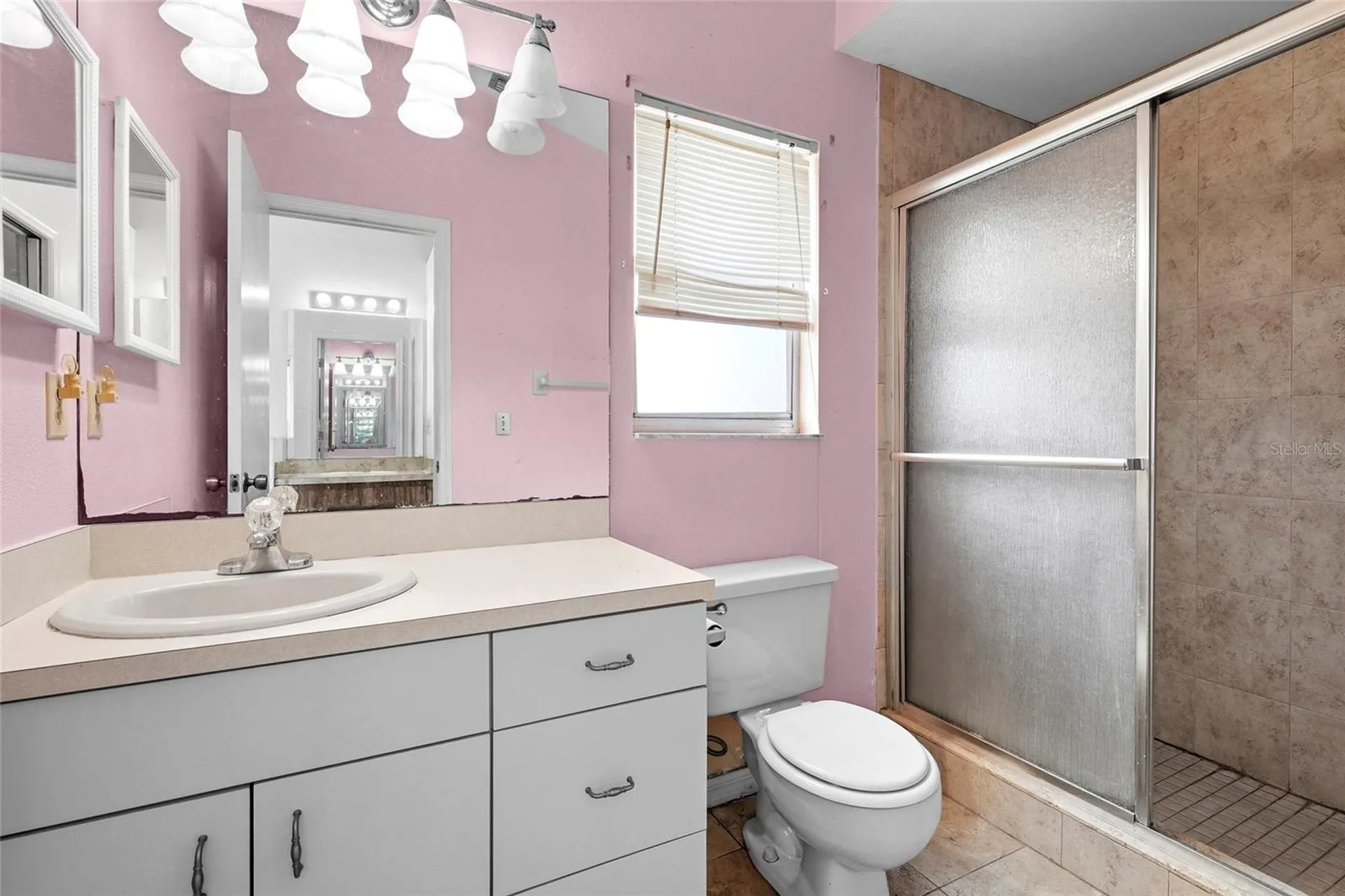 6909 9th Court E Sarasota FL 34243