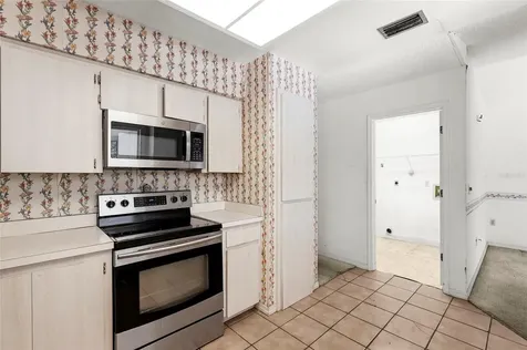 6909 9th Court E Sarasota FL 34243